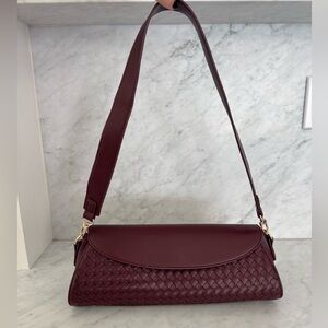 lulus burgundy woven purse